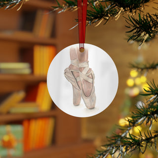 Ballet Slippers en Pointe Watercolor Design Metal Ornaments